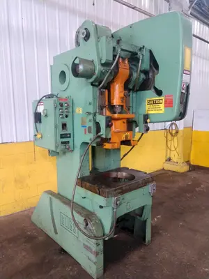 USED BLISS C60STROKE ................. 4"ADUSTMENT .............. 3"SHUT HEIGHT ............ 14.25"