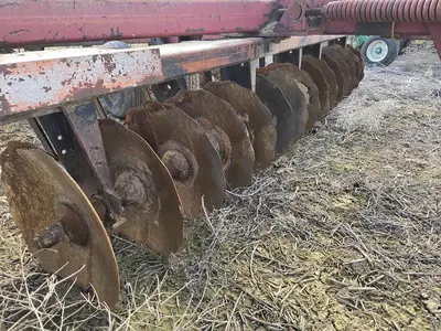 USED INTERNATIONAL 21'