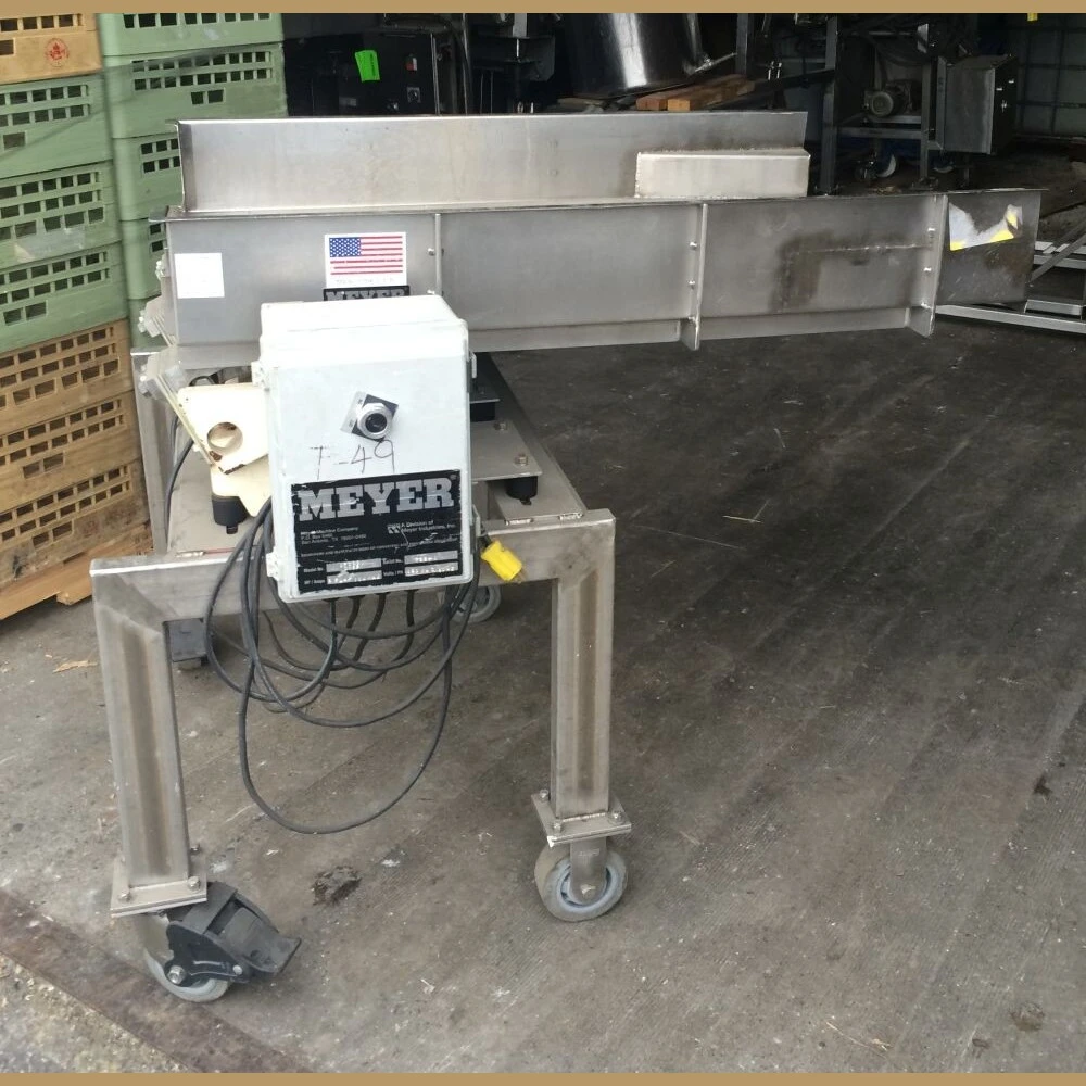 Meyer 30 in x 43 in Vibrating Conveyor