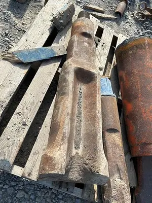 Used AFTERMARKET 9-3/4” D X 32" L CHISEL BIT FOR CABLE TOOL Other Cutting Tools Pennsylvania US | East West Machinery & Drilling #1417583