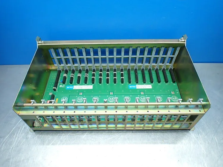 Used ALLENBRADLEY 1771A4B PLC Chassis Ohio US | HGR 24 #1095190