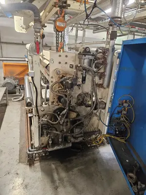USED 2017 CHAMPION CP 1216