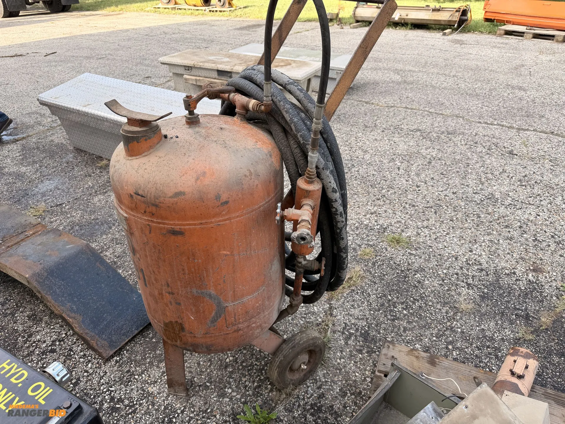 Used ANDERSON SAND BLASTER B410-64 Blast Cleaning Michigan US | Miedema Asset Management Group #1414304