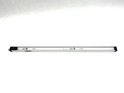USED BANNER ENGINEERING WORK LIGHT STRIP, SWITCHED, 570MM LENGTH, 18065