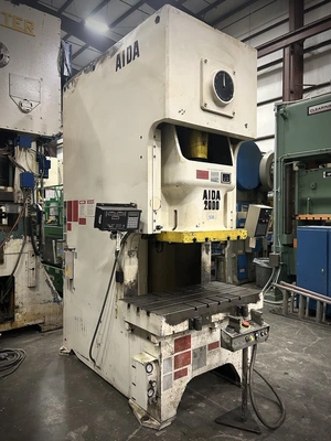 USED 2010 AIDA PRESSES AIDA NC1-2000(1)E PRESS