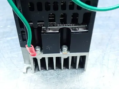 Used OMRON 3G3MX2A2004V1 Power Inverters | HGR 24 #747975