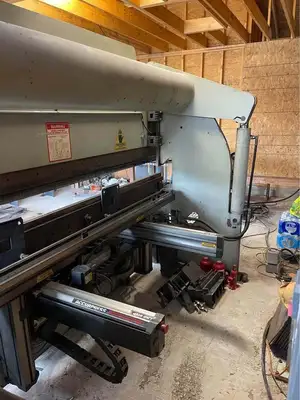 2000 ACCURPRESS 710010 Press Brakes-Hydraulic Power | Asset Exchange Corporation (3)