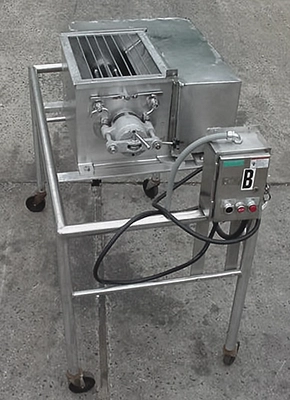 USED FREWITT PHARMACEUTICAL GRANULATOR MG 628