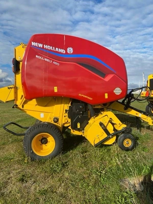 New | in-Stock 2024 NEW HOLLAND ROLL-BELT 450 Square Balers Maine US | Beauregard Equipment #1511368