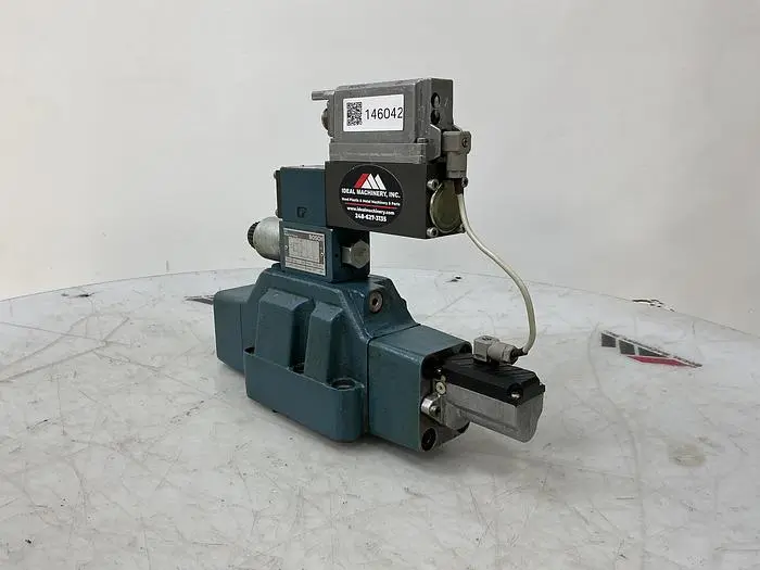 Used BOSCH 0 811 404 477 Valves/Fittings Michigan US | Ideal Machinery #698094