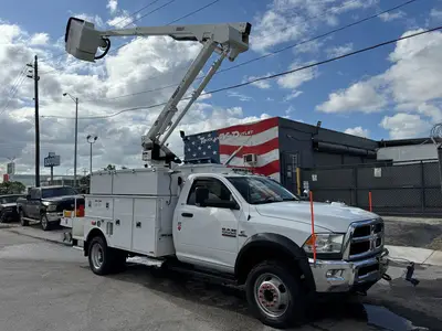Used 2017 RAM 5500 Bucket (boom) trucks Florida US | Truck and Van Outlet #1509138