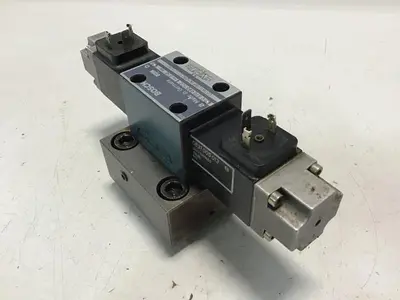 USED BOSCH 0 810 090 102