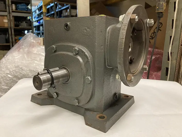 Used BALDOR F-926-20-B5-G Speed Reducers | Surplus Asset Holdings #1204402