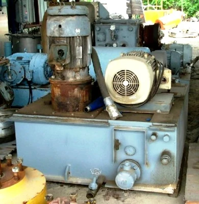 (2) Bird/Escher-Wyss ML-500-2 pusher centrifuges, 316SS.