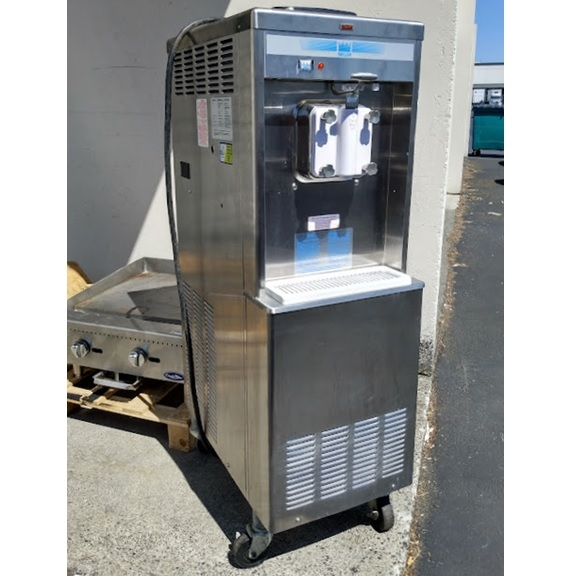 Used _UNKNOWN_ _UNKNOWN_ Ice Cream Equipment Washington US | Epic Foodwares #1557692