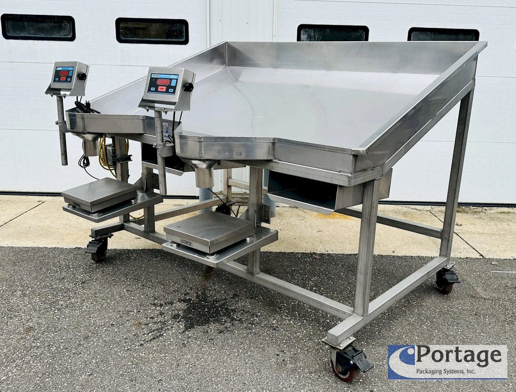 USED HEINZEN MANUFACTURING INTERNATIONAL 2720 MANUAL PACKING TABLE W/ DUAL SCALES