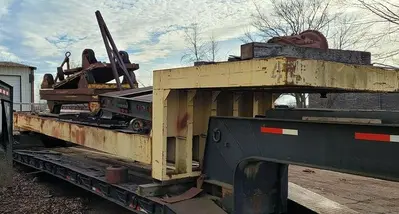 30 Ton 5th Wheel Industrial Yard Hard Tire Transport Trailer/Cart 31' Deck