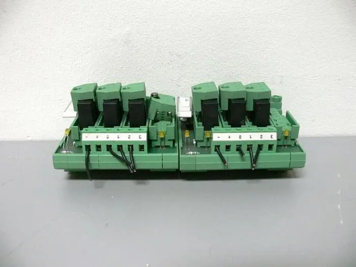 Used LOT OF 2 - PHOENIX CONTACT TYP UMK 2972673 UMK-4 OM-R/MF/P OPTOCOUPLER MODULE Electronics & Components | Equipment Lab #486000