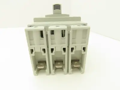 Allen Bradley 140GH3C3C60 60A Circuit Breaker 480V 3PH Molded Case 3 pole Ser. A