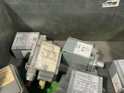Used SQUARE D GAW5 Pressure Switches Ohio US | HGR 24 #1478079