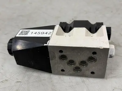 USED TOKIMEC DG4VS-5-0A-M-P7L-H-7-40-JA5