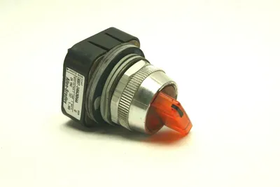 800T-24HA2KB6AA | Allen Bradley  Illuminated Orange Selector Switch - Used