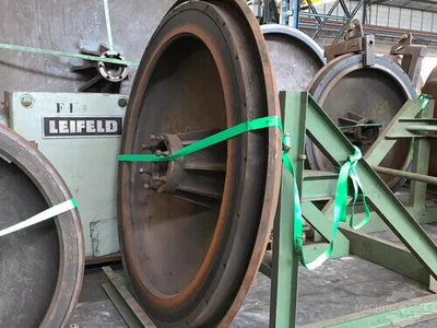 USED LEIFELD Spinning Lathes