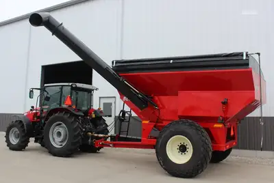 New | in-Stock 2025 E-Z TRAIL 550 Grain Carts Pennsylvania US | Zimmerman Farm Service #1409942
