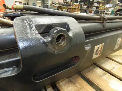 Yale Forklift Mast 218.5" 3-Stage Tilt Class 2 Electric 2900lbs ESC030FAN36TE094