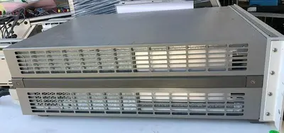 HEWLETT PACKARD 66000A MAIN FRAME WITH HP66105A, HP66101A, 2) HP66104A, 4) 16A