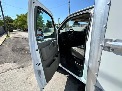 Used 2021 GMC SAVANA CUTAWAY Box trucks Florida US | Truck and Van Outlet #1509173