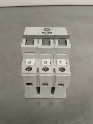 Allen Bradley 1492-CB3 G100 10A 3P CIRCUIT BREAKER 4D
