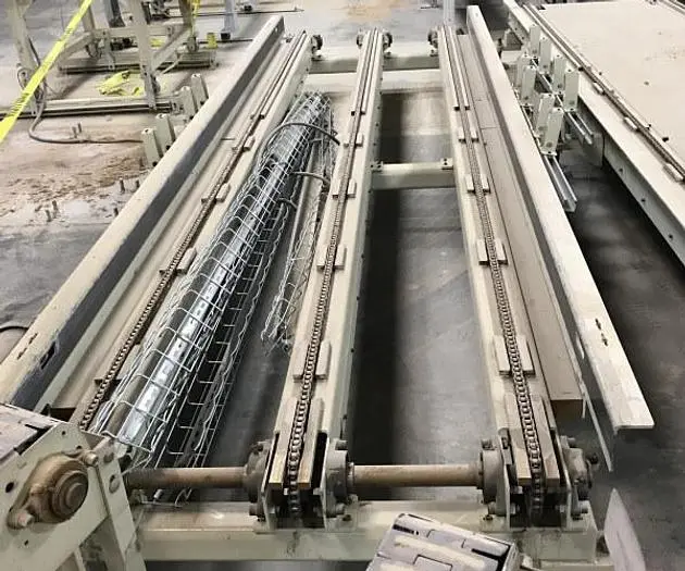 40 INCH WIDE x 15 FT LONG 3-CHAIN CONVEYOR