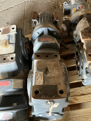 USED 2000 FALK 07UWBQ3AB100A1C