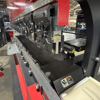 AMADA FBD-1030NT Press Brakes | SNL Machine Trader LLC (3)