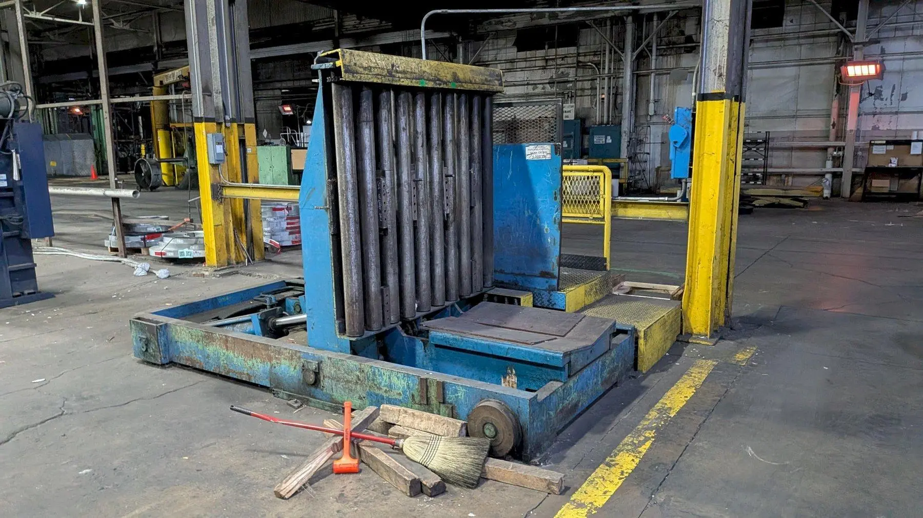 20,000 LBS X 54" X 36" BRANER HYDRAULIC COIL CAR UPENDER WITH POWER FEED CONVEYOR: YOBRO #25238