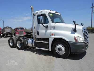 Used 2017 FREIGHTLINER CASCADIA 125 Conventional trucks Arizona US | Tuscon Trux & Equipment Sales #1542900