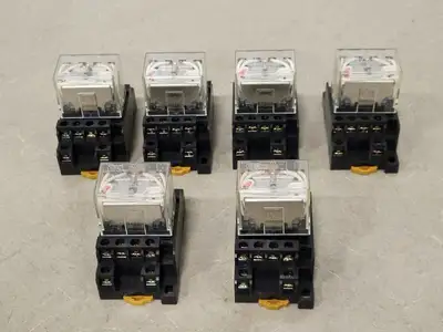 USED OMRON LY4I4N