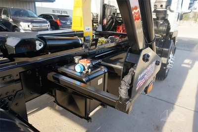 Used 2027 ISUZU FVR Hooklifts & Roll-Offs Texas US | Roll Off Truck World #1491763