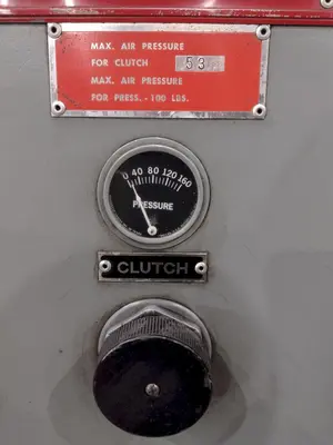60 TON BLISS MODEL #C-60 OBI STAMPING PUNCH PRESS 8" STROKE: STOCK #23462