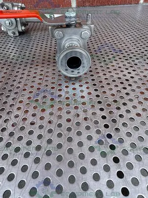 USED LOT OF 2 - FLOWSERVE 1 EK7066TXBO V36 RO BALL VALVE W/ 3 WAY 1" SANITARY FITTING