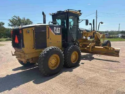 2010 Caterpillar 140M
