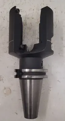 USED KENNAMETAL CB1074355