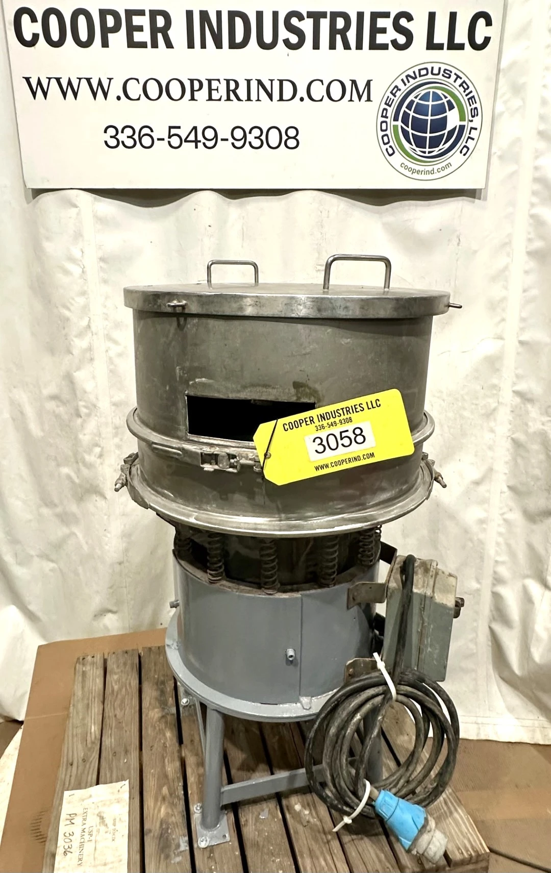 Used _UNKNOWN_ S24S412 Screens (Misc) West Virginia US | Cooper Industries #1409180