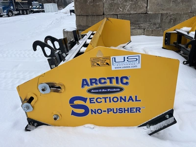 Used ARCTIC SECTIONAL SNOW PUSHER 13'6" Snow Removal & Equipment Indiana US | Miedema Asset Management Group #1424750