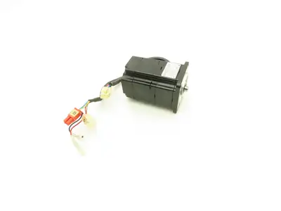 Yaskawa SGMPH-01A1A-YR21 AC Servo Motor 0.1kW 200v 0.89A 3000rpm