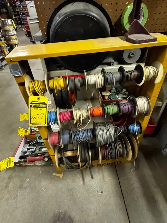 Used _UNKNOWN_ _UNKNOWN_ Wire Payoffs Ohio US | Myron Bowling Auctioneers Inc #1507979