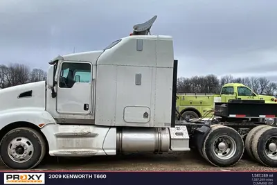Used 2009 KENWORTH T660 Conventional trucks Wisconsin US | Proxy Equipment #1384919