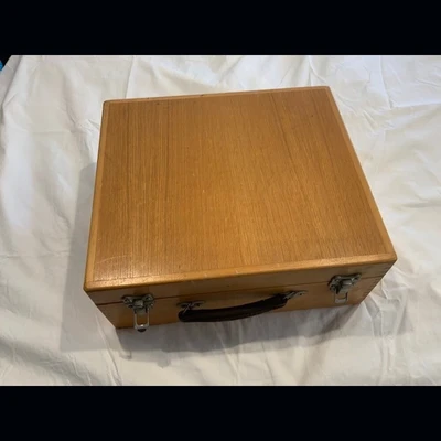 USED THOMAS ASHWORTH & CO. SPEEDY MOISTURE TESTER