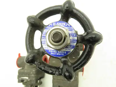 Ilshin 8A05-5 Steel Gate Valve 1/2" Socket Weld 1975psi Class 800 Lot of 3